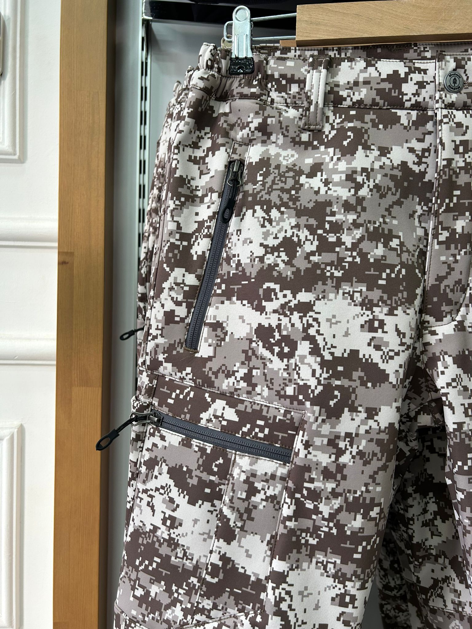 SHOFTSHELL PANTOLON MODEL MODERN KAMUFLAJ